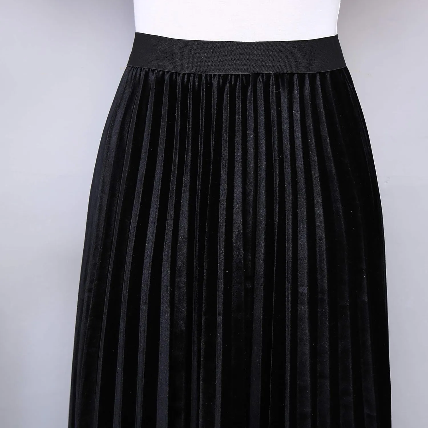 Women's Gold Velvet Pleated Fashion Long Skirt
